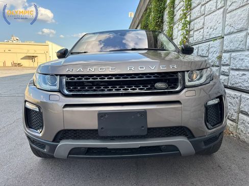 Used 2017 Land Rover Range Rover Evoque SE image 16