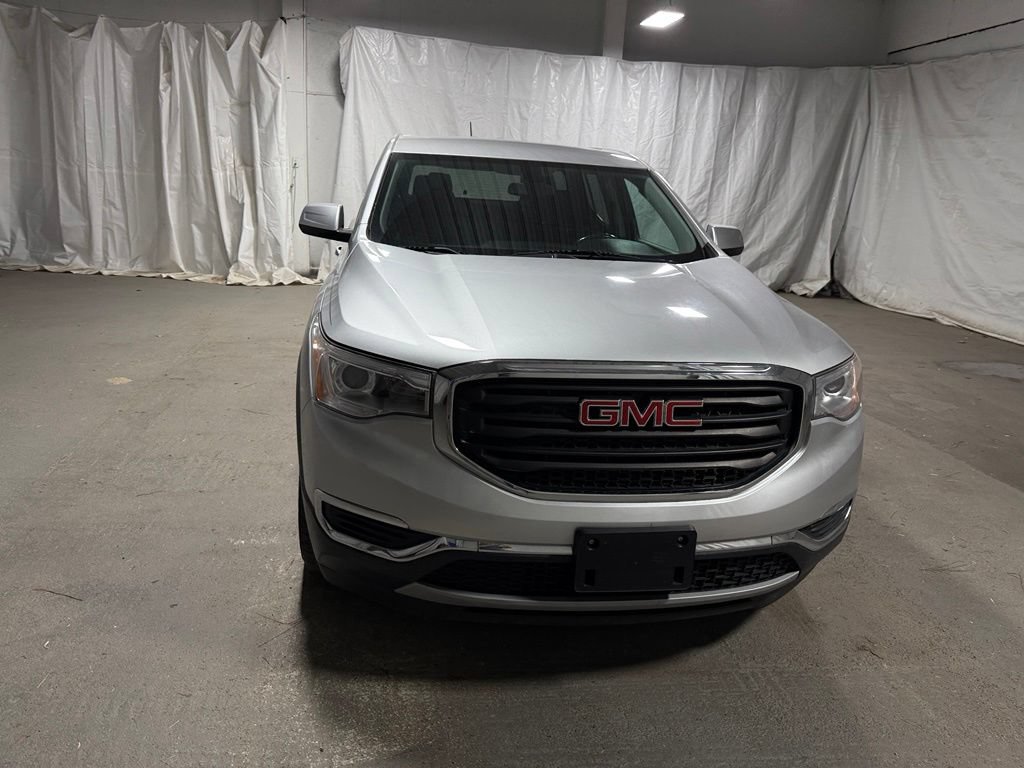 Used 2019 GMC Acadia SLE FWD image 2