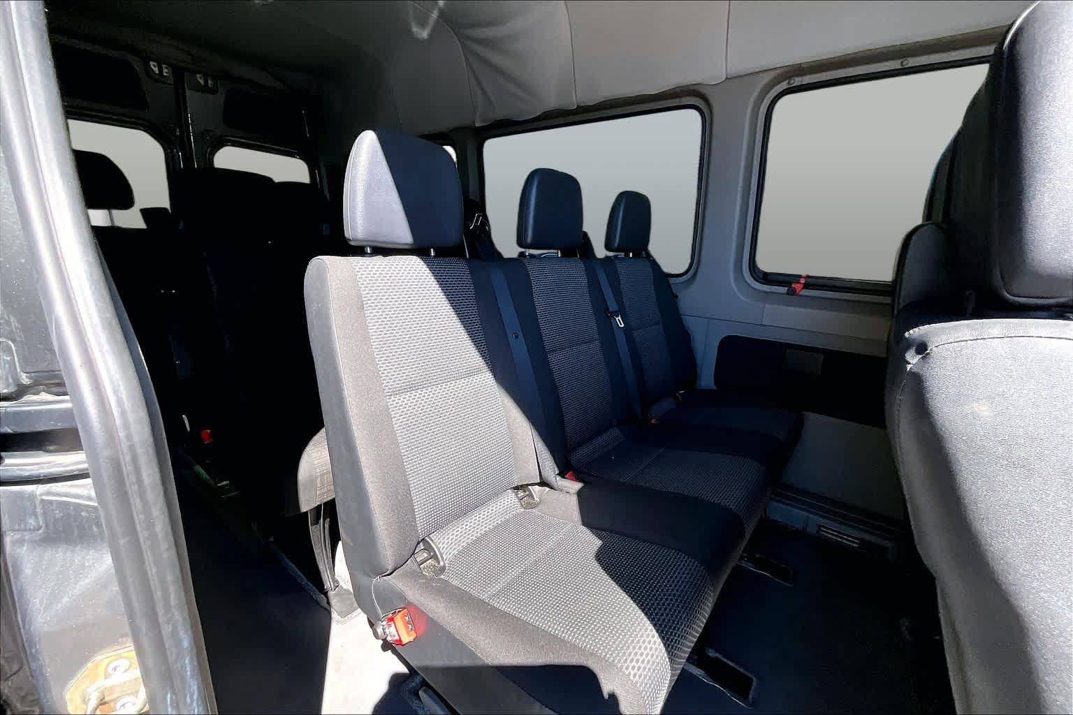 Used 2016 Mercedes-Benz Sprinter 2500 image 20