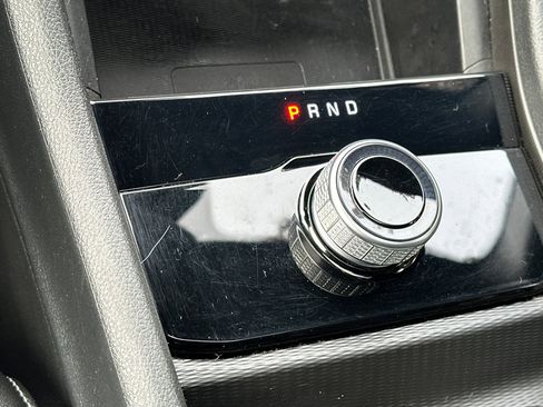 Used 2023 Jeep Grand Cherokee Altitude image 24