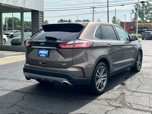 Used 2019 Ford Edge Titanium w/ Equipment Group 301A AWD/4WD image 5