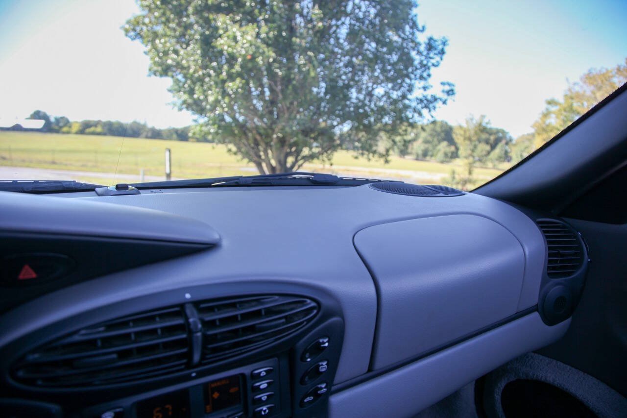 Used 2000 Porsche Boxster S RWD image 34