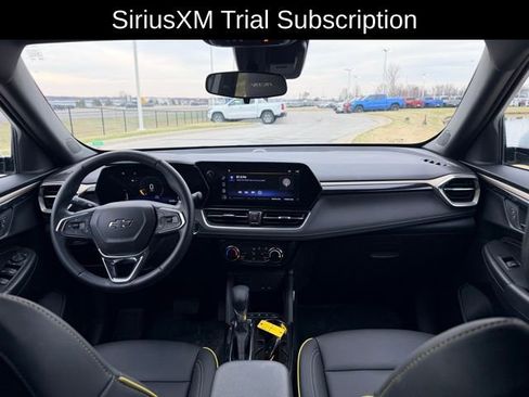 Certified 2025 Chevrolet TrailBlazer ACTIV w/ Driver Confidence Package image 7