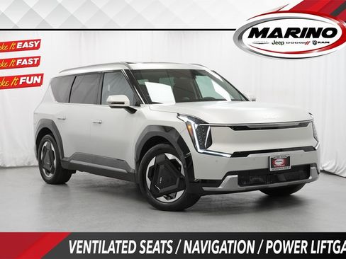 Used 2024 Kia EV9 Land image 1