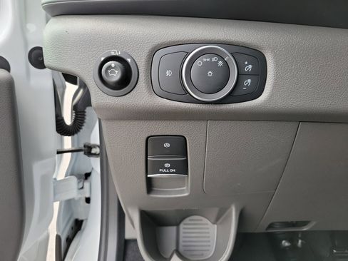 Used 2025 Ford Transit 350 XLT RWD image 24