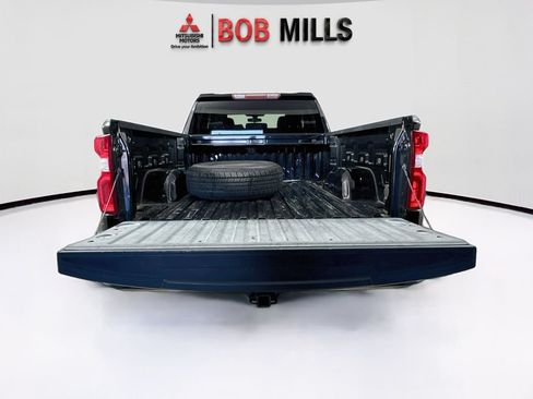 Used 2020 Chevrolet Silverado 1500 Custom w/ Custom Value Package RWD image 25