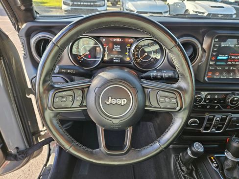 Used 2021 Jeep Wrangler Unlimited Sport AWD/4WD image 19