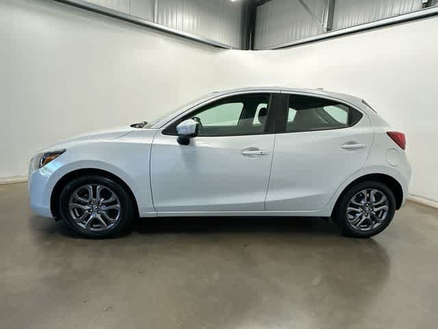 Used 2020 Toyota Yaris LE FWD image 2