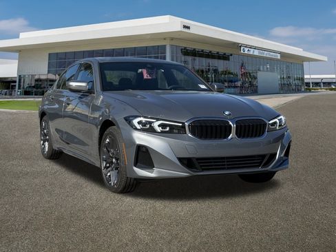 New 2026 BMW 330i Sedan image 2