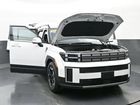 Certified 2025 Hyundai Santa Fe SEL image 50