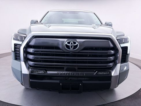 Used 2024 Toyota Tundra Limited AWD/4WD image 16