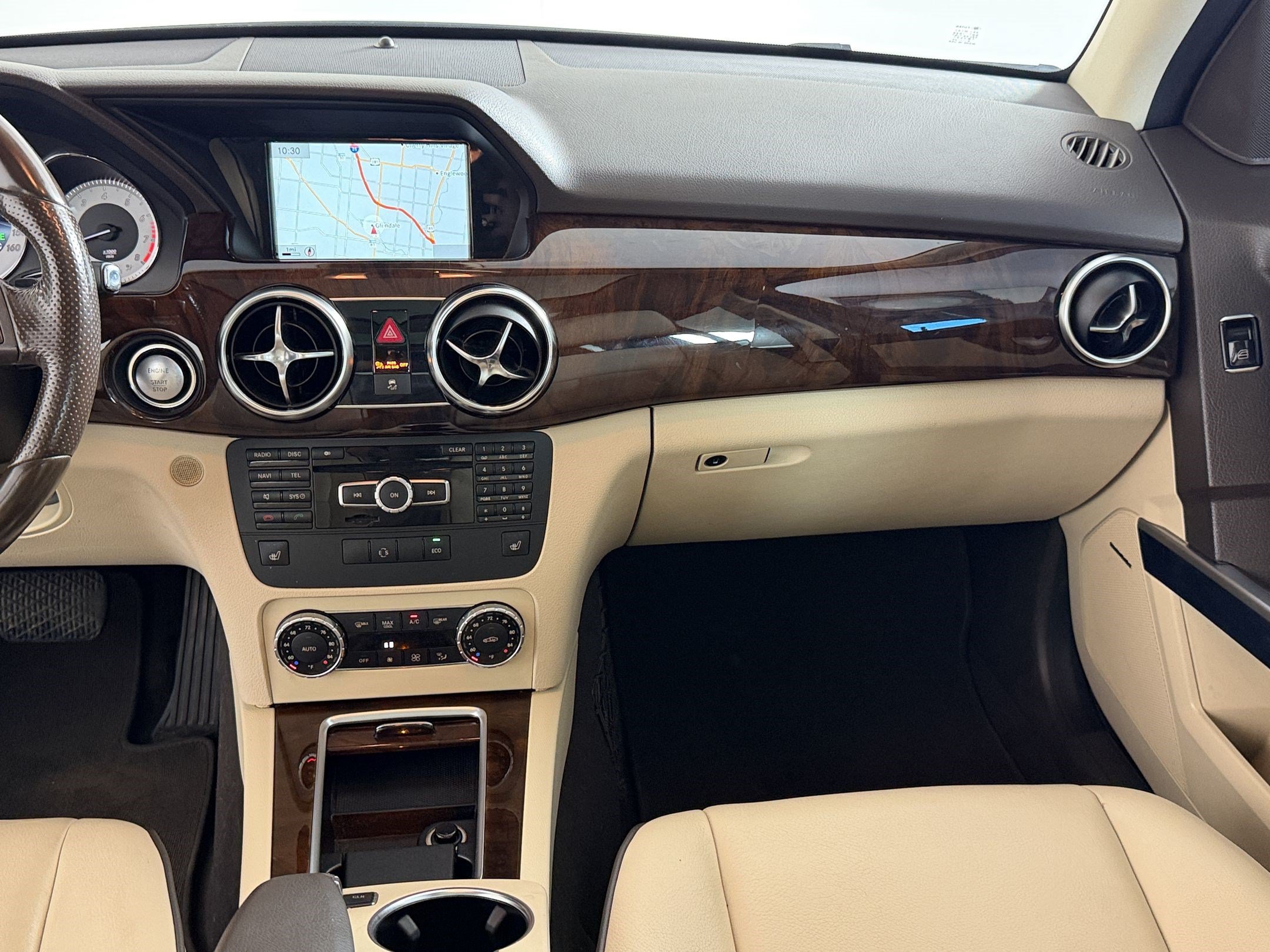 Used 2014 Mercedes-Benz GLK 350 4MATIC image 30