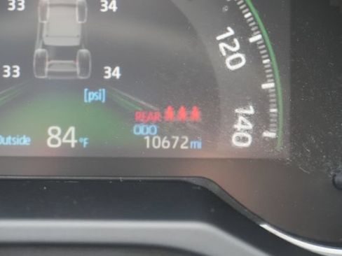 Used 2025 Toyota RAV4 XLE FWD image 30