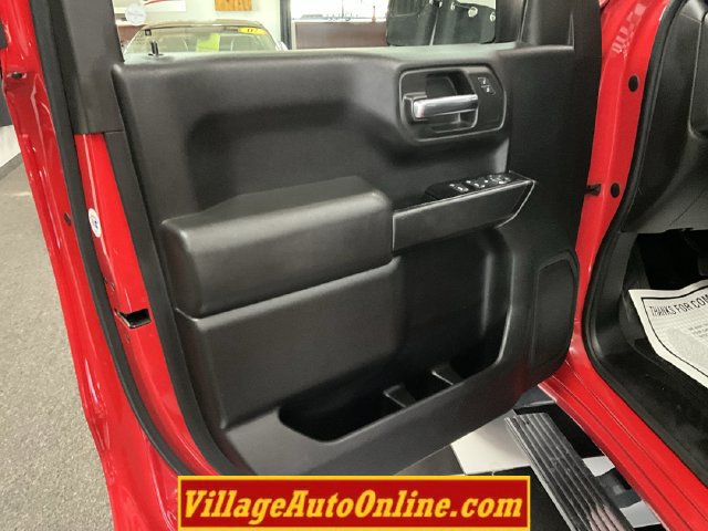 Used 2019 Chevrolet Silverado 1500 Custom Trail Boss w/ Custom Convenience Package AWD/4WD image 12