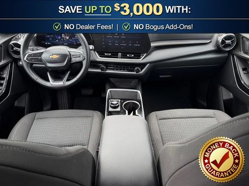 Used 2026 Chevrolet Equinox LT FWD image 17