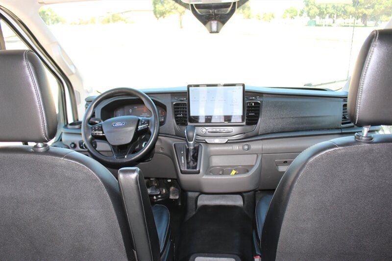Used 2026 Ford Transit 250 148 Medium Roof RWD image 21
