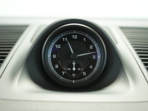 New 2026 Porsche Macan S image 36