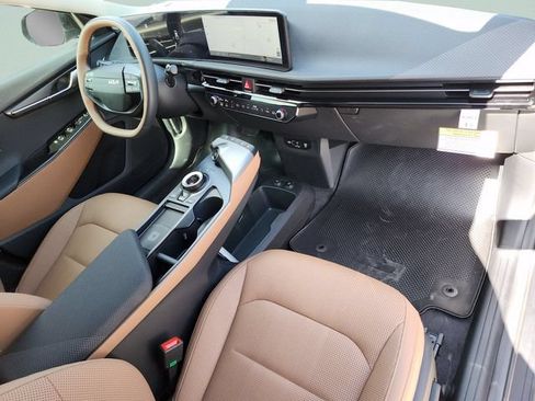 New 2026 Kia EV6 Wind RWD image 15