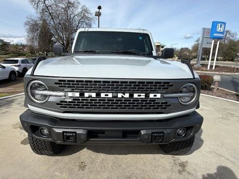 New 2026 Ford Bronco Badlands image 8