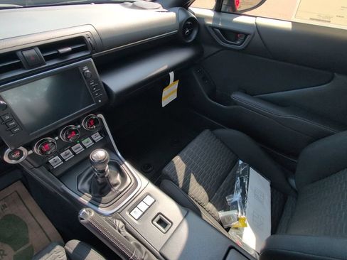 Used 2026 Toyota GR86 w/ ALL Weather Mat Package (TMS) RWD image 20