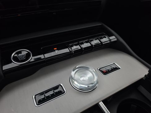 Used 2026 Lincoln Navigator Reserve AWD/4WD image 27