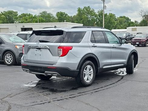 Used 2023 Ford Explorer XLT w/ Equipment Group 202A AWD/4WD image 51