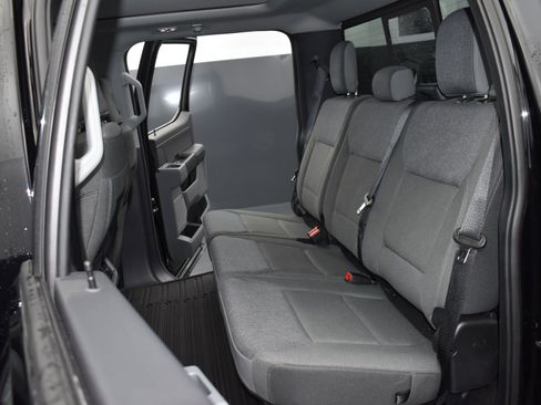 Used 2024 Ford F150 XLT w/ Equipment Group 303A High image 22