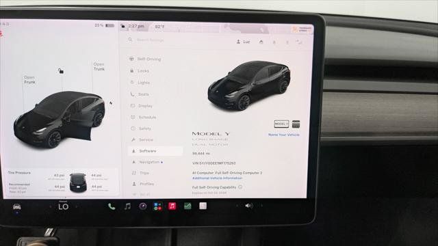 Used 2021 Tesla Model Y Long Range AWD/4WD image 29
