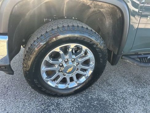 Certified 2025 Chevrolet Silverado 2500 LTZ w/ LTZ Convenience Package image 10