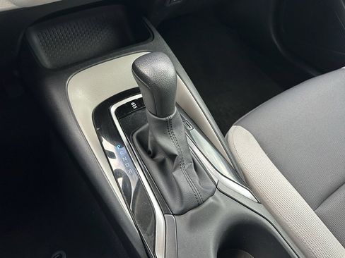 Used 2024 Toyota Corolla LE image 20