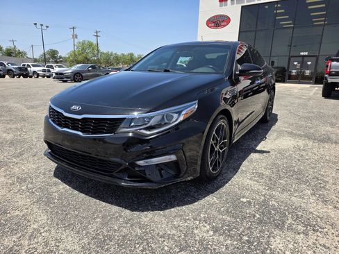 Used 2020 Kia Optima SE FWD image 3