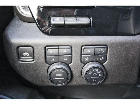 Used 2025 Chevrolet Silverado 2500 LTZ w/ Trail Boss Package AWD/4WD image 23