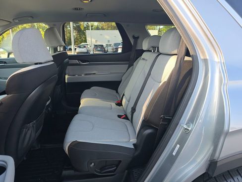 Used 2020 Hyundai Palisade SE image 25