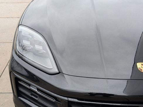 New 2026 Porsche Cayenne S image 12