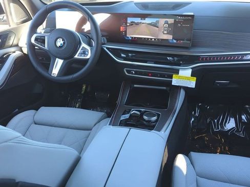 New 2026 BMW X5 sDrive40i w/ M Sport Package RWD image 14