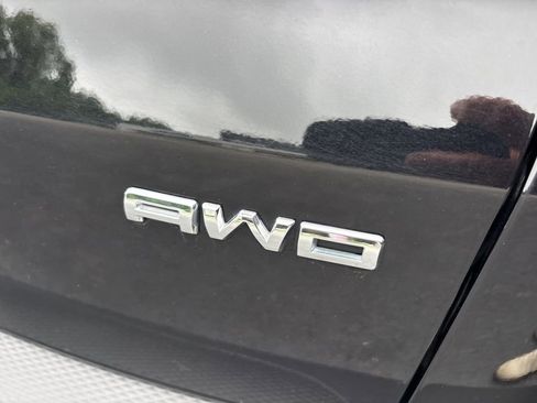 Used 2025 Ford Escape Active AWD/4WD image 30