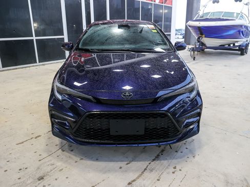 Certified 2025 Toyota Corolla SE FWD image 3