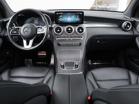 Used 2020 Mercedes-Benz GLC 300 4MATIC image 8