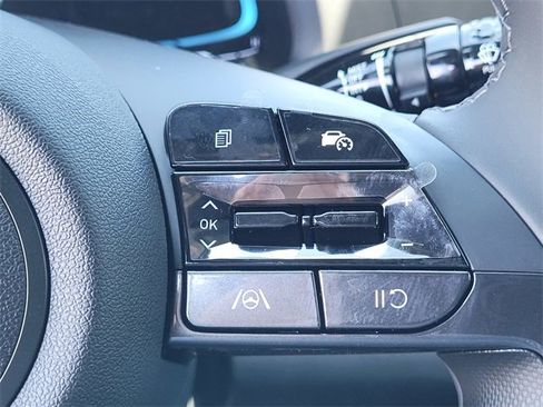 New 2025 Hyundai Elantra Sport image 18