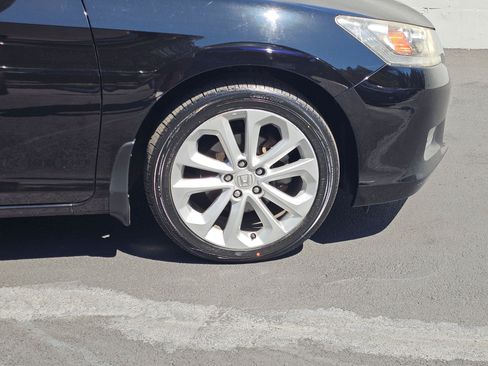 Used 2014 Honda Accord Touring image 45