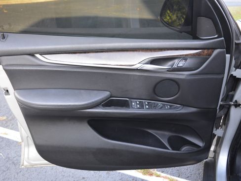 Used 2014 BMW X5 sDrive35i image 9