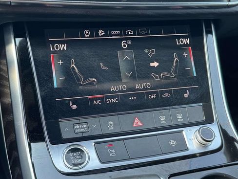 Used 2021 Audi Q7 3.0T Premium Plus w/ Premium Plus Package AWD/4WD image 28
