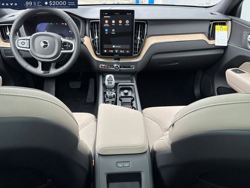 New 2026 Volvo XC60 B5 Plus w/ Climate Package AWD/4WD image 10