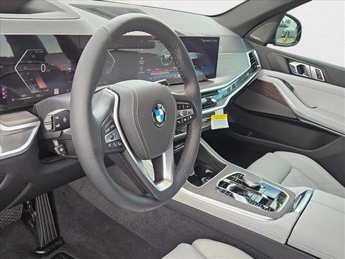 New 2026 BMW X5 xDrive40i image 3