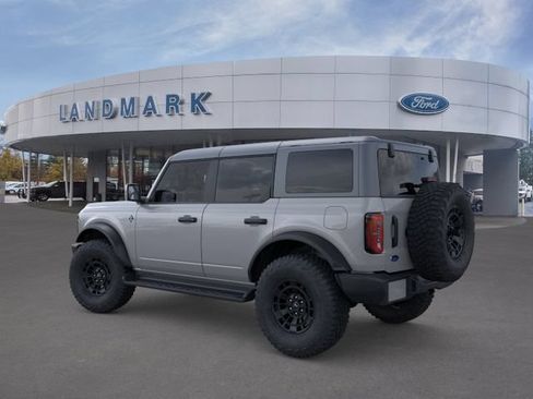 New 2026 Ford Bronco Outer Banks w/ Sasquatch Package AWD/4WD image 4
