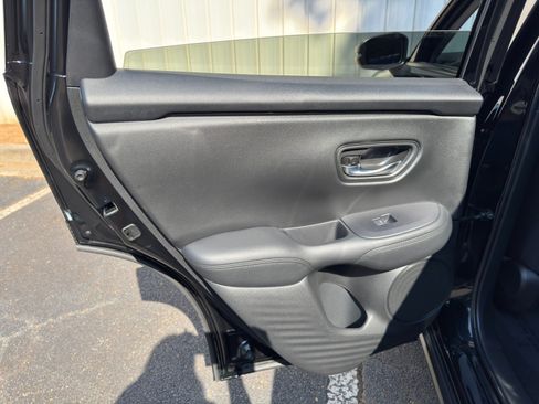 Used 2026 Honda HR-V LX image 35