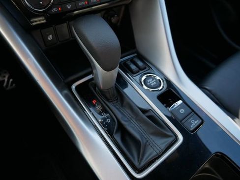 Used 2022 Mitsubishi Eclipse Cross SEL image 22