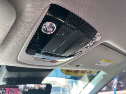 Used 2023 Kia Seltos S w/ Navigation Package image 39