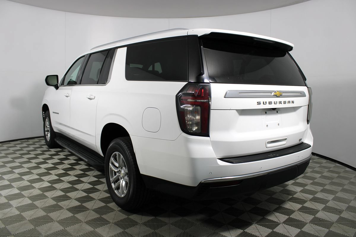 Used 2023 Chevrolet Suburban LT AWD/4WD image 38