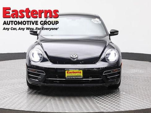 Used 2018 Volkswagen Beetle 2.0T S image 2